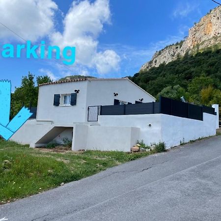 Maison Avec Jardin, Parking Entre Mer Et Montagne Le Revest-le-Eaux Exterior photo